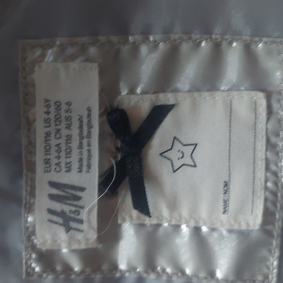 H&M vest - Picture 4 of 7